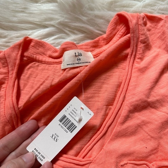 ANTHROPOLOGIE Classic V-Neck Tee - Picture 4 of 4